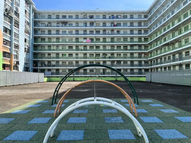 从秋千到跷跷板：杭州小区游乐设备配套方案与材质对比指南正文配图 1